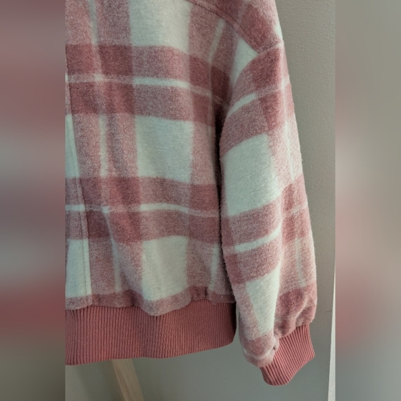 NWOT Universal Thread Women's Pink and White Plaid Bomber Jacket, Sz M - Picture 9 of 10